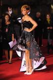 th_72590_Celebutopia-Rihanna_arrives_at_the_2009_American_Music_Awards-14_122_1095lo.jpg