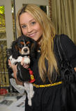http://img165.imagevenue.com/loc1114/th_54426_Celebutopia-Amanda_Bynes-2008_World_Experience_DPA_gift_lounge_in_Beverly_Hills-02_122_1114lo.jpg