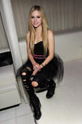 th_04004_avril_abby_dawn_after_party_23_08_85_122_178lo.jpg