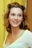 http://img165.imagevenue.com/loc418/th_51354_Hilarie_Burton_Gifts_001_122_418lo.JPG