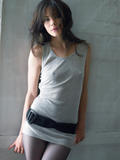 th_22405_Michelle_Monaghan_Jenny_Gage_Photoshoot_06_122_477lo.jpg