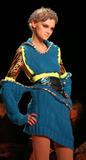 th_99007_celebrity_city_Heatherette_Fall_2007_Fashion_Show_in_NYC_5_122_54lo.jpg