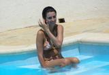 Penelope Cruz in bikini @ the pool - Madrid