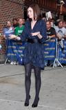http://img165.imagevenue.com/loc909/th_47299_Anne_Hathaway_2008-09-30_-_visits_the_Late_Show_with_David_Letterman_4204_122_909lo.jpg