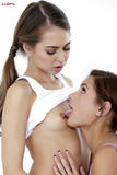 Presley Dawson & Riley Reid - Girls Day In i2d14smoji