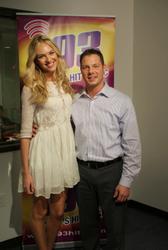 http://img165.imagevenue.com/loc92/th_297129200_candice_swanepoel_i93_interview_march22_2012_20_122_92lo.jpg